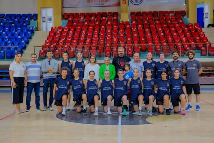 Düzce’de Potanın Perileri Sezon Açılışını Yaptı