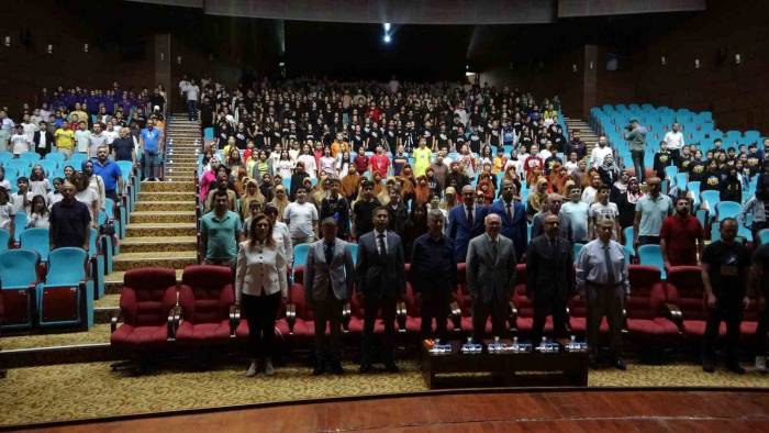 Uşak Üniversitesi Astronomi Uzmanlarını Ağırladı