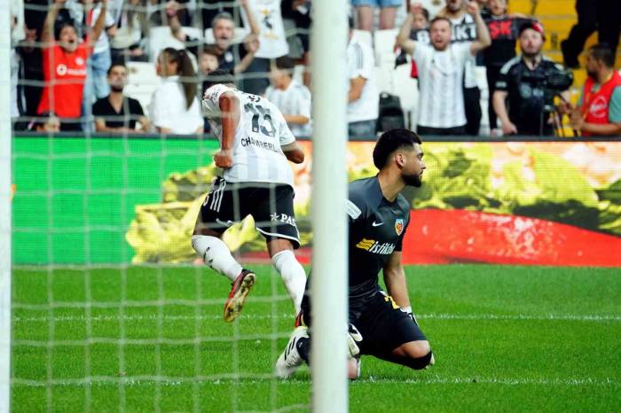 Chamberlain, Beşiktaş Formasıyla İlk Golünü Kaydetti