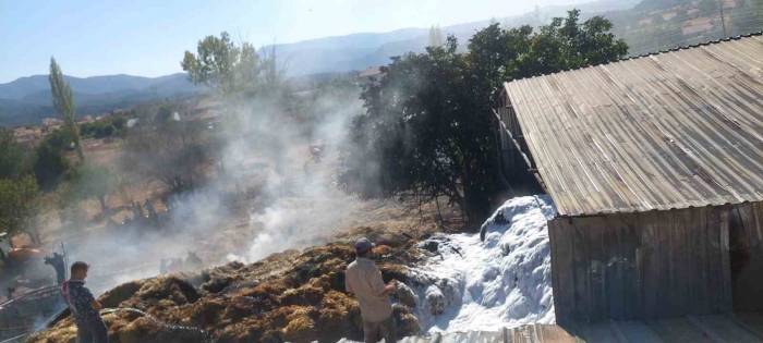 Bolu’da Samanlık Alev Alev Yandı