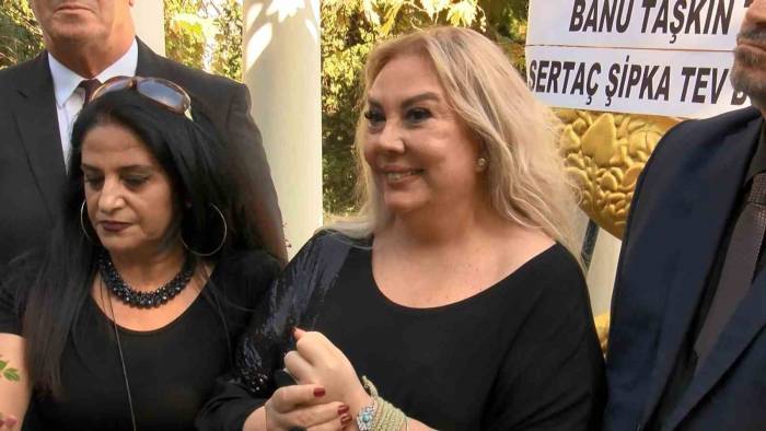 Zeki Müren Vefatının 27’nci Yılında Kabri Başında Anıldı