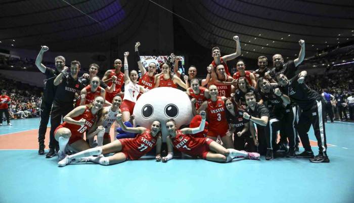 Filenin Sultanları, Olimpiyat Elemelerini Namağlup Zirvede Tamamladı