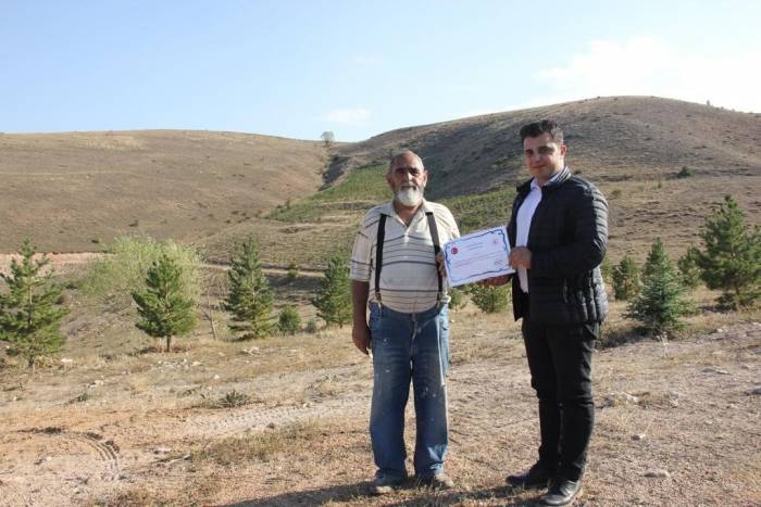‘Çocukluk Hayalim’ Dediği Fidanlar Yanmasın Diye Hayatını Kaybetti