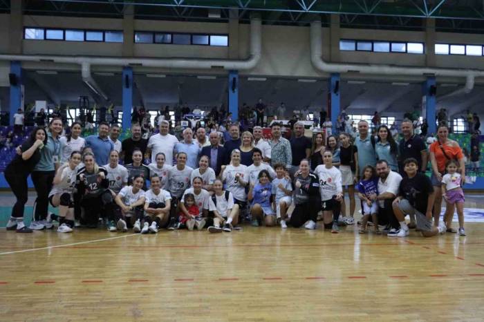 Yalıkavakspor Avrupa Kupası’nda Tur Atladı