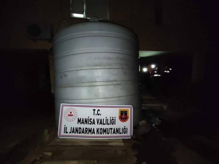 İş Yerini Kaçak Akaryakıt İstasyonuna Çevirmişler