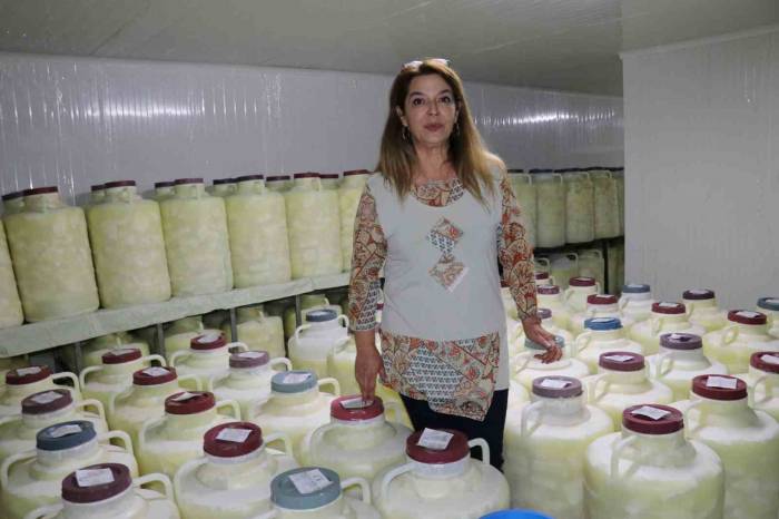 Van’ın Otlu Peynirine Babasının İsmini Verdi