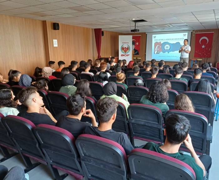 Öğrencilere Terör Uyarısı Konferansı