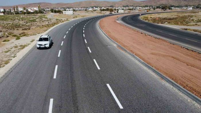 Başkan Dinçer, “Yeni Yol Ağımız Şehrimize Hayırlı Olsun”