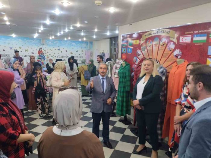 “Toplum Temelli Yerel İnisiyatifler Projesi” Sergisi Düzenlendi