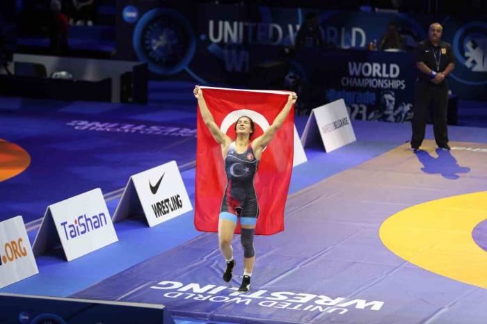 Milli Güreşçilerden Dünya Şampiyonası’nda 2’si Altın 7 Madalya