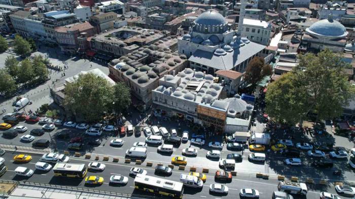 460 Yıllık Bu Sokak Asırlara Meydana Okuyor