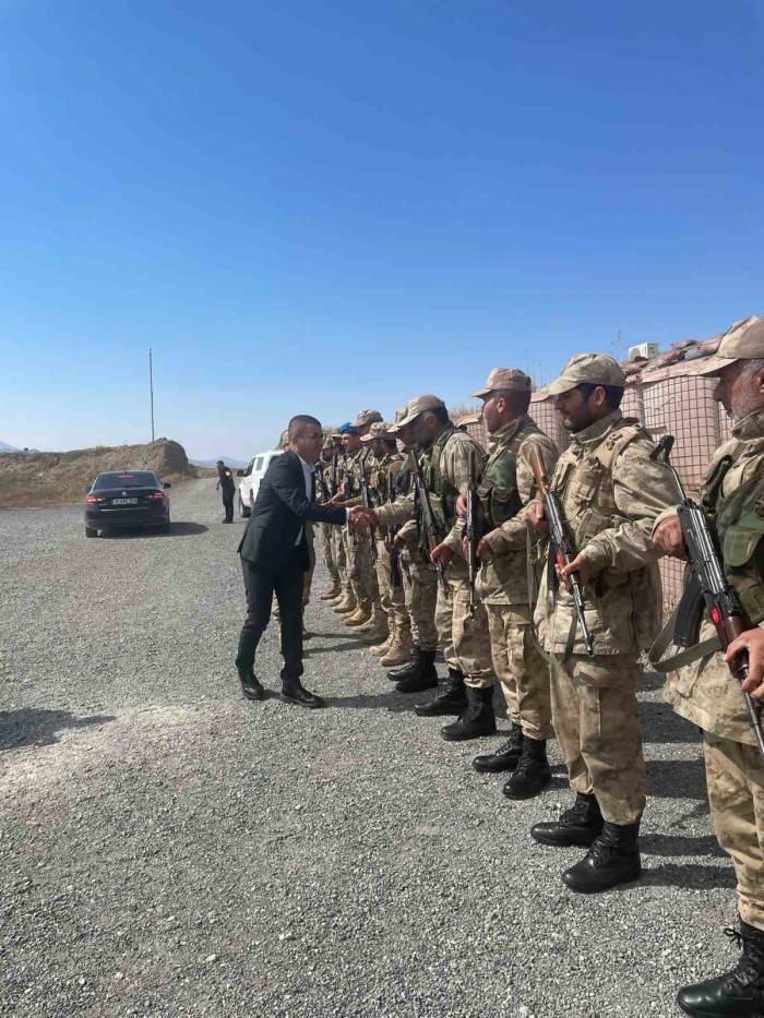 Kağızman Kaymakamı Üs Bölgesinde