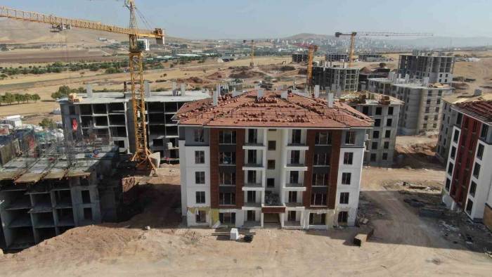 Cumhurbaşkanı Erdoğan Temelini Atmıştı, Örnek Daire Tamamlandı