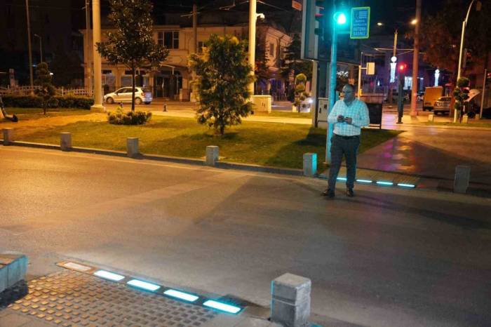 Yaya Güvenliğini Sağlayan Led’li Sistem Devrede