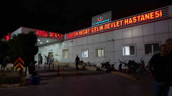 Hamsi Yiyen 6 İşçi Zehirlenme Şüphesiyle Hastaneye Kaldırıldı