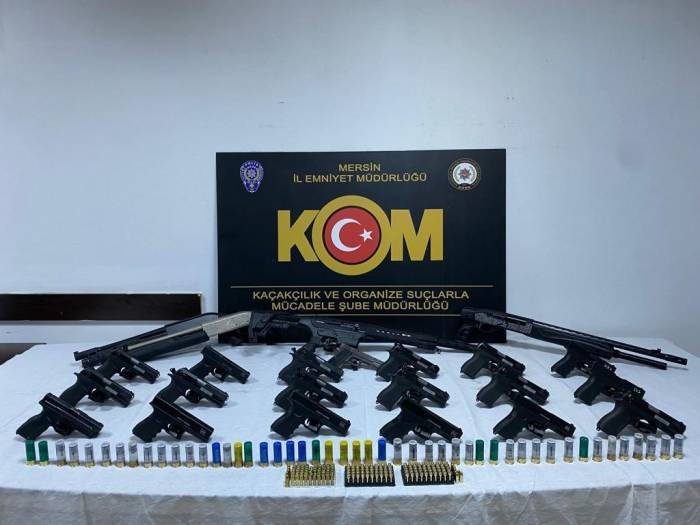 Mersin’de 23 Ruhsatsız Silah Ele Geçirildi