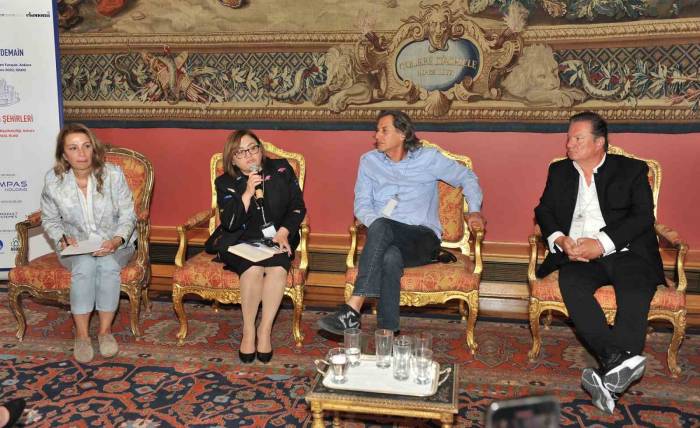 Şahin, “Dirençli Şehirler İçin Yol Haritası Oluşturmak” Konulu Panele Katıldı