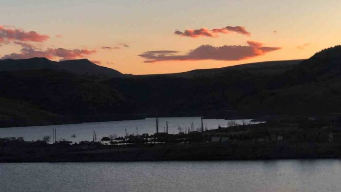 Sarıkamış’ta Bulutlar Kızıla Büründü