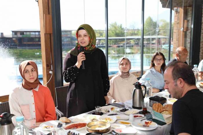 Vali Aydoğdu Basın Mensuplarıyla Buluştu