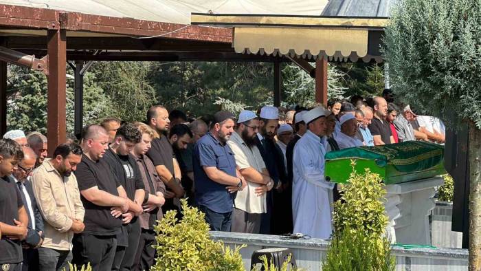 İş Adamı Akdoğan Son Yolculuğuna Uğurlandı