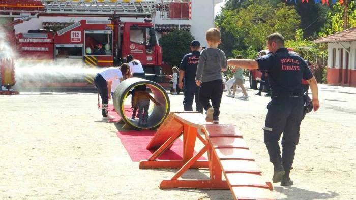 Muğla’da Minik İtfaiyeciler Parkuru Başarı İle Geçti