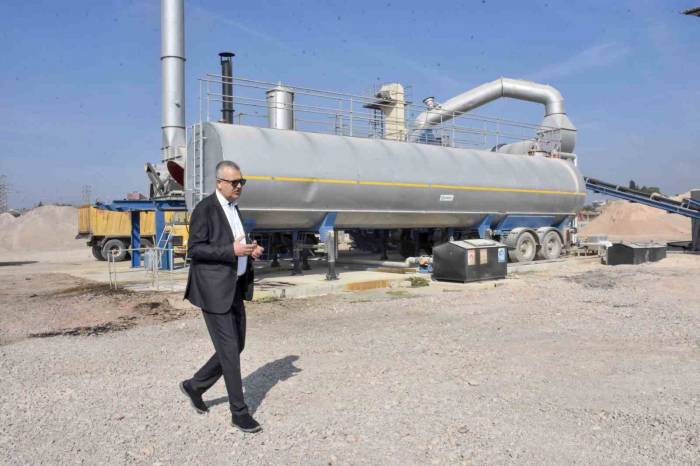 Karacabey Belediyesi Kendi Asfaltını Kendi Üretmeye Başladı