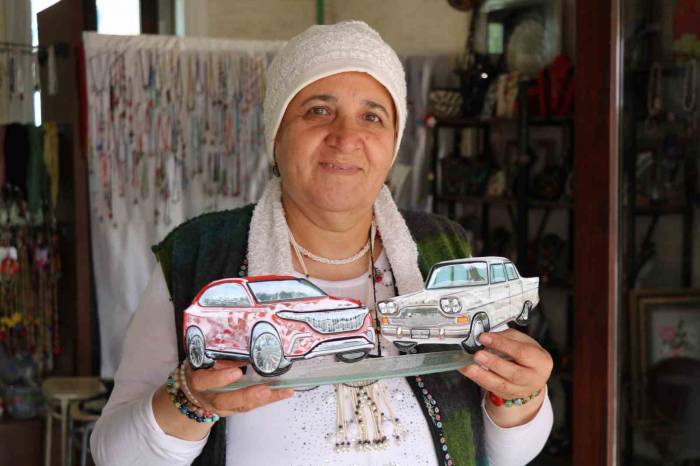 Cama Şekil Veren Anne İle Oğlu Yerli Otomobil Togg Ve Devrim’i Tasarladı