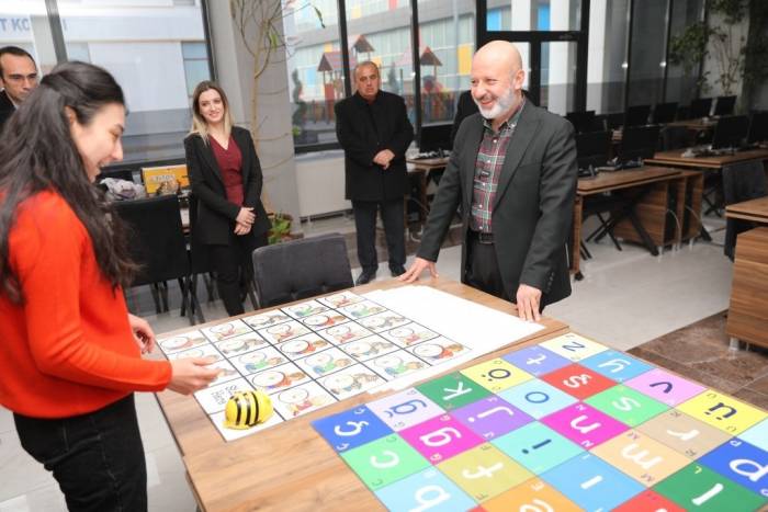 Başkan Çolakbayrakdar: “‘Kocasinan Iq’ İle Türkiye’nin Geleceğine Yatırım Yapıyoruz”