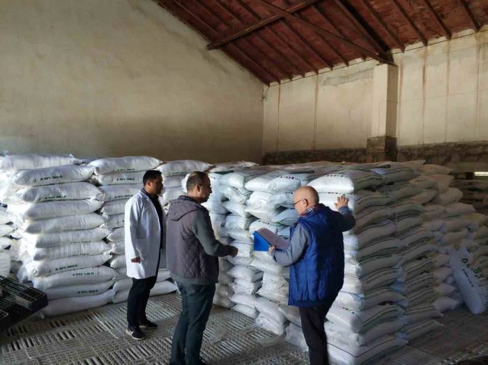 Beyşehir’de Gübre Bayisi Olan İşyerleri Denetlendi