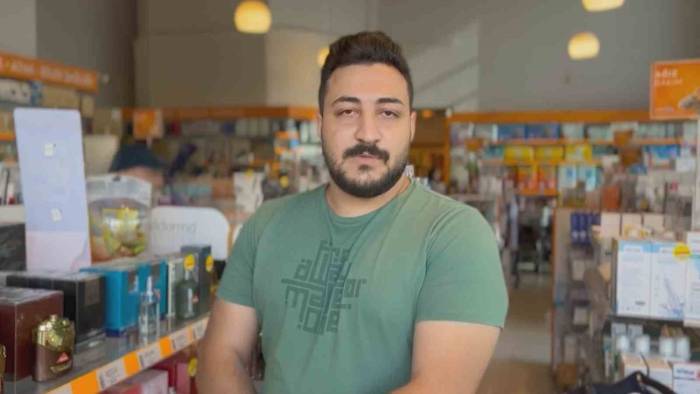 İhtiyaç Sahibi Görünümünde Girdiği Dükkandan 500 Liralık Parfüm Çaldı