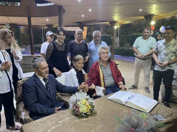 Huzurevinde Tanışıp İkinci Bahara Evet Dediler