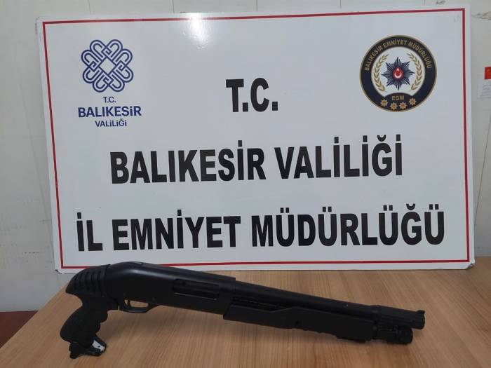 Balıkesir’de Polis 31 Şahsı Gözaltına Aldı