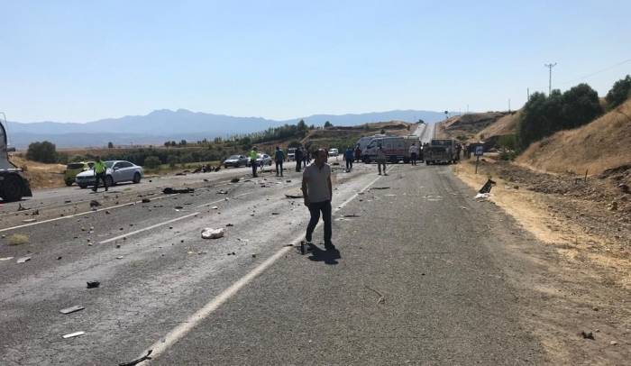 Bingöl Genç Karayolunda Kaza: 1 Ölü, 2 Yaralı