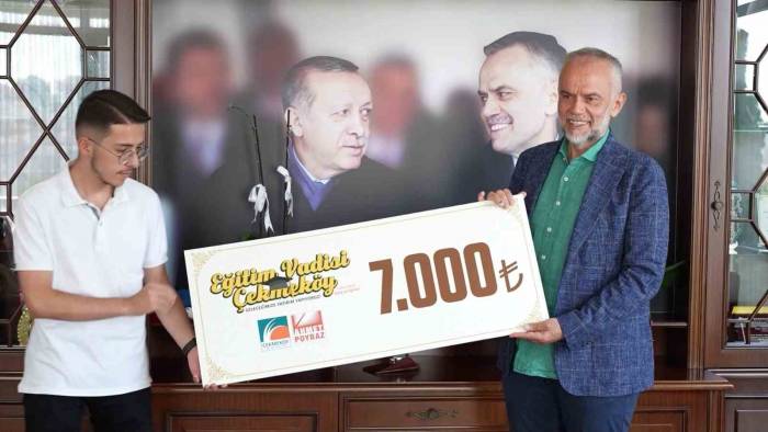 Çekmeköy’de Eğitim Yardımı Seferberliği