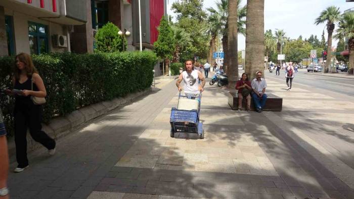 Engelli Hurdacıdan ’insanlık Ölmemiş’ Dedirten Davranış