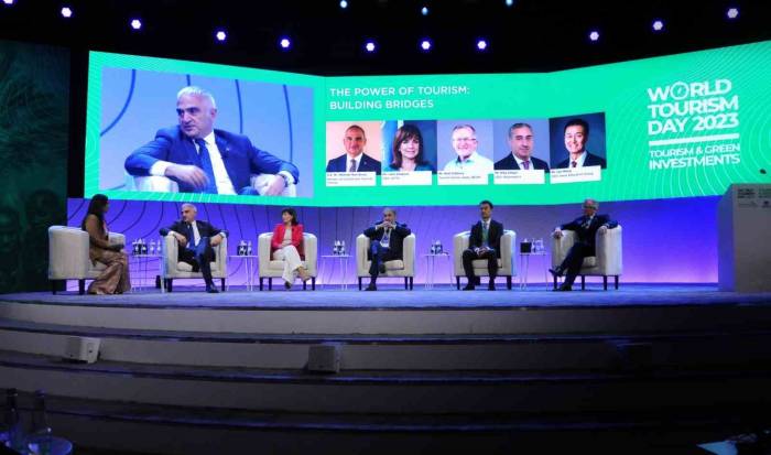 Bakan Ersoy, Suudi Arabistan’da "Turizmin Gücü: Köprüler Kurmak" Paneline Katıldı