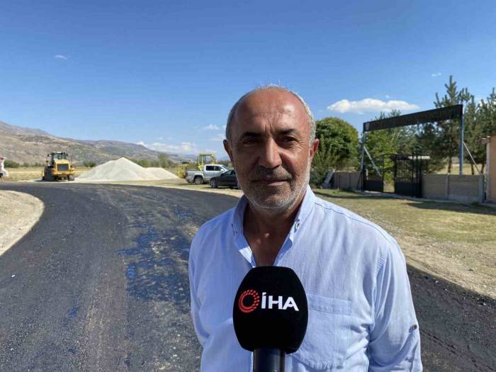 Teröre Verilen İlk Şehit Askerin Kabrine Giden Yol Asfalta Kavuştu