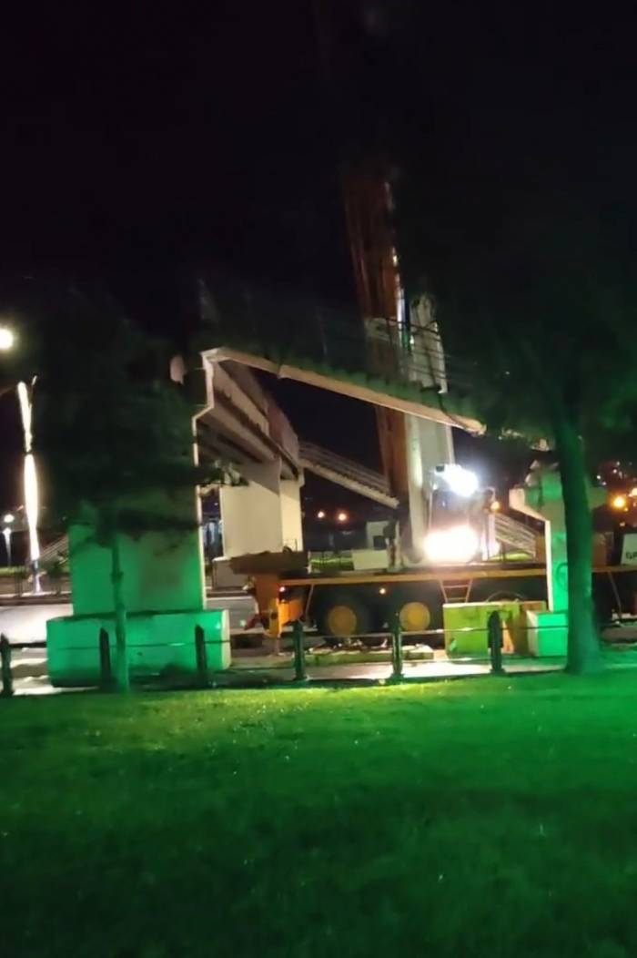 Polatlı E-90 Karayolu Üzerindeki Üst Geçidin Yıkıma Başlandı