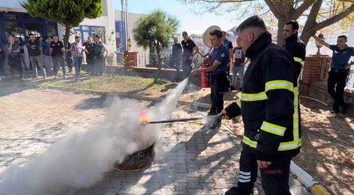 Sinop İtfaiyesinden Polis Memurlarına Yangın Tatbikatı