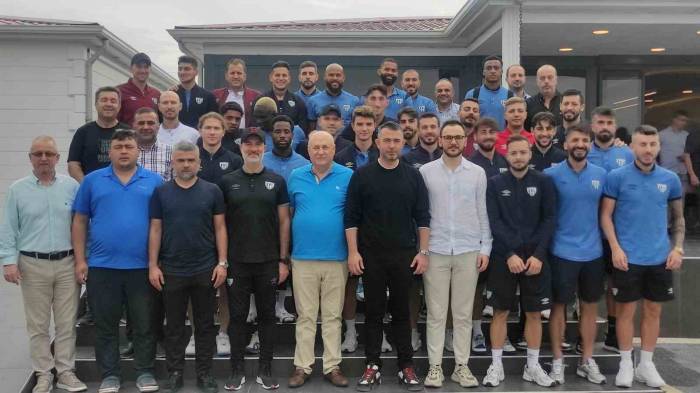 Onur Göçmez: "Hedeflerimize Birlikte İlerlemeye Devam Etmeliyiz"