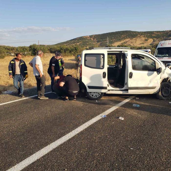 Elazığ’da Feci Kaza: 9 Yaralı