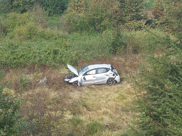Yeşillik Alana Uçan Otomobil Defalarca Takla Attı