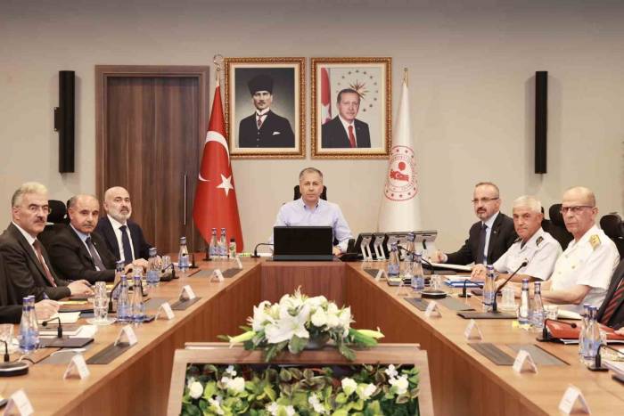 İçişleri Bakanlığında "Güvenlik, İstihbarat, Koordinasyon" Toplantısı