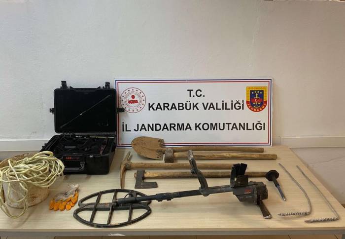 Kaçak Kazı Yapan Şahıslar Yakalandı