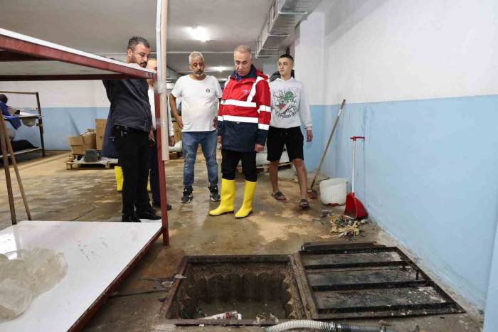 Sultangazi Belediye Başkanı Dursun İlçe Halkının Sorunlarına Anında Müdahale Etti