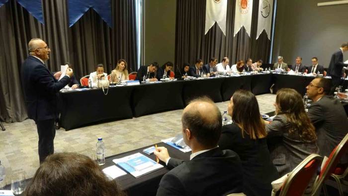 Trabzon’da 120 Hakim Ve Savcıya "Gerekçeli Karar" Konulu Eğitim