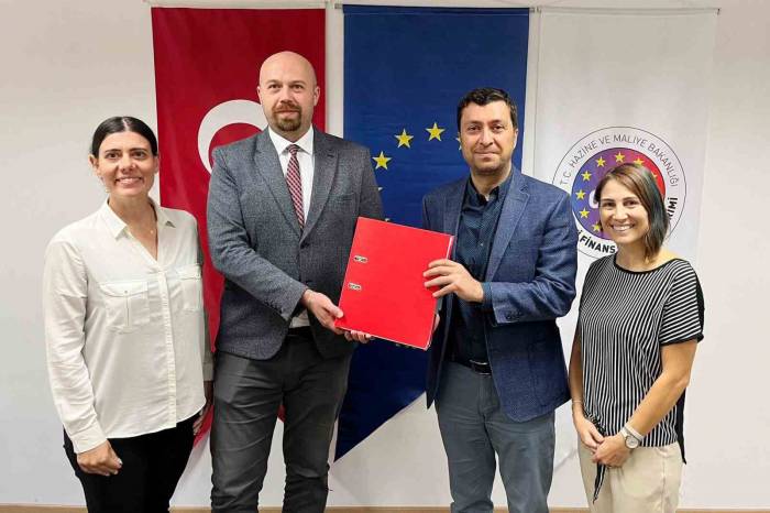 Yenimahalle Belediyesi Ab’den Hibe Desteği Almaya Hak Kazandı