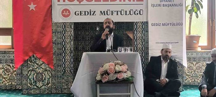 Ayasofya-i Kebir Camii Şerifi İmam Hatibi Bünyamin Topçuoğlu’ndan Kur’an-ı Kerim Ziyafeti