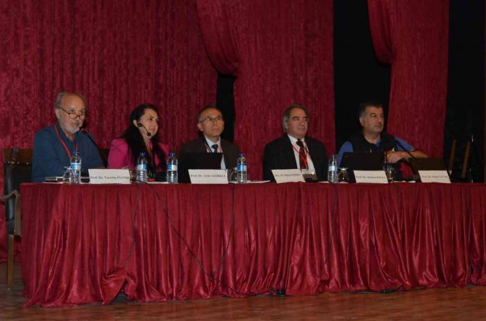 ’deprem Ve Dirençli Kentler: Hatay İçin Çözüm Arayışı Çalıştayı’ Düzenlendi