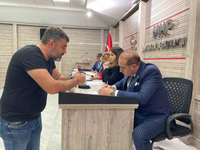 Mhp’ye 30’a Yakın Alevi Vatandaş Üye Oldu